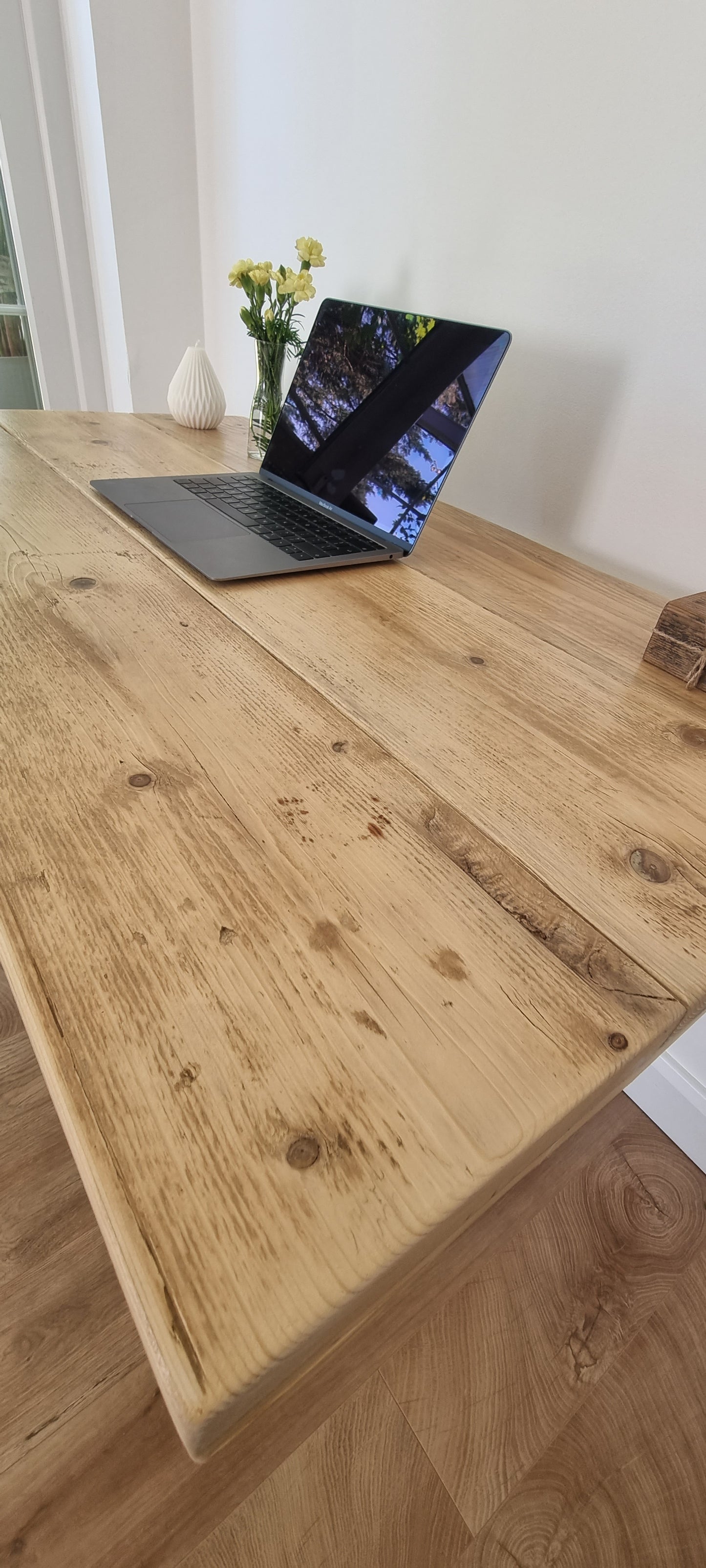 Reclaimed wood sit/stand desk